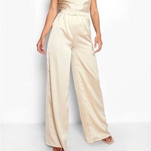 Boohoo Gold Floor Sweeping Wide Leg Pants